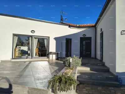 Haus 140 m², Grandići - ebenerdige Immobilie mit Pool