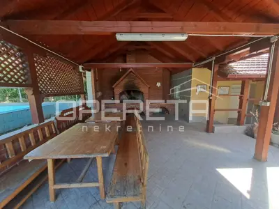 Gornji put, Zgrada, 330.000,00 EUR - 3