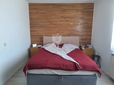 House 345 m², Pula Centar - commercial space and apartment - 4