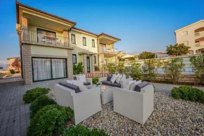 Villa drugi red do mora, otok Vir - 2