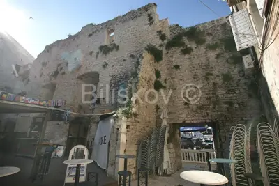 Gewerbeobjekt 900 m², Trogir - historische Palast an der Uferpromenade - 3