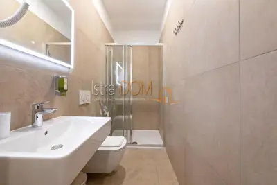 Stan, Pula Centar, 4 studio apartmana i parkirno mjesto - 6