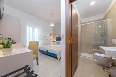 Stan, Pula Centar, 4 studio apartmana i parkirno mjesto - 3