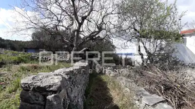 Imanje 1.078 m², Drvenik Veliki - građevinska zona - 3