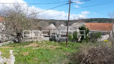 Imanje 1.078 m², Drvenik Veliki - građevinska zona - 7