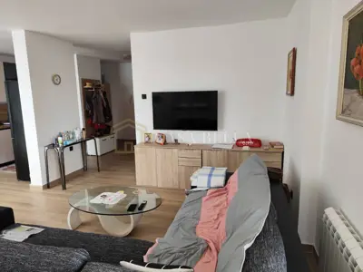 Apartment for rent in Pećine, 80 m² - 2