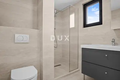 House 365 m², Poreč - two residential units - 20