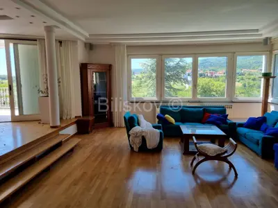 Haus 616 m², Dedići - Nähe der britischen Schule und Blick auf Sljeme - 13