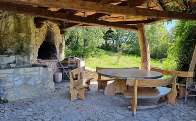 Haus 616 m², Dedići - Nähe der britischen Schule und Blick auf Sljeme - 11