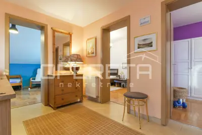 House for sale in Odra, 612 m² - 12