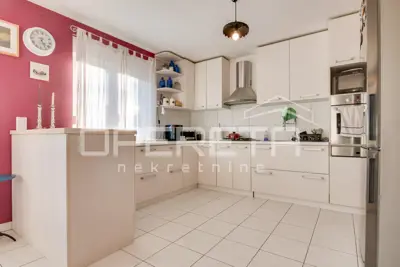 House for sale in Odra, 612 m² - 5