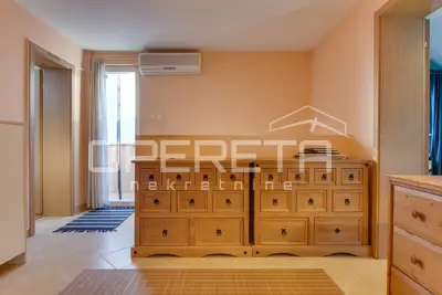House for sale in Odra, 612 m² - 13