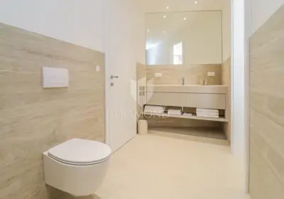 Apartment 126 m², Novigrad center - sea view and 2 parking spaces - 15