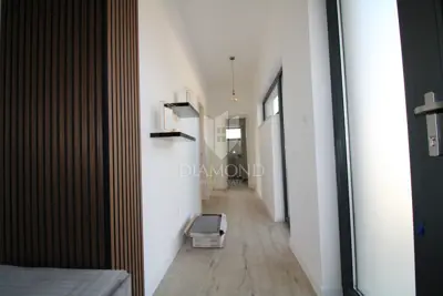 Kuća 130 m², Bibići kod Svetvinčenta, bazen i terasa - 17