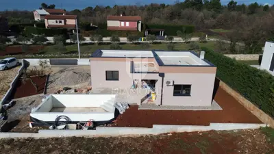 Kuća 130 m², Bibići kod Svetvinčenta, bazen i terasa - 4