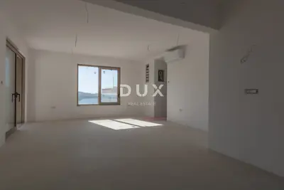 Stan 112,8 m², Primošten - pogled na more i vrt - 3