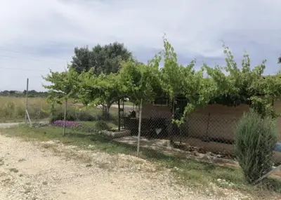 Agricultural land 615 m², Pomer - house in legalization process - 2