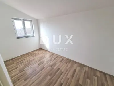 Haus 104 m², Marčana - zweigeschossige Wohnung und 2 Garagen - 11