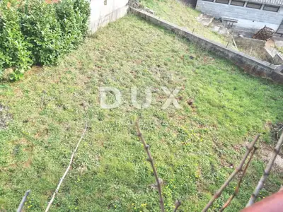 Haus 104 m², Marčana - zweigeschossige Wohnung und 2 Garagen - 17