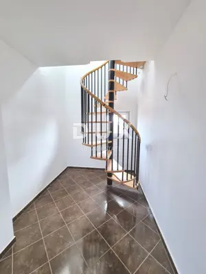 Haus 104 m², Marčana - zweigeschossige Wohnung und 2 Garagen - 8