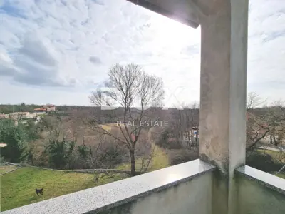 Haus 104 m², Marčana - zweigeschossige Wohnung und 2 Garagen - 16