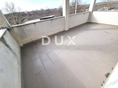 Haus 104 m², Marčana - zweigeschossige Wohnung und 2 Garagen - 15