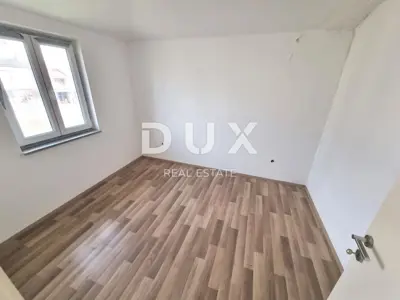 Haus 104 m², Marčana - zweigeschossige Wohnung und 2 Garagen - 10