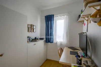 Apartman 60 m², Malinska na Krku - 3 sobe i terasa - 10