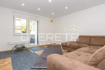 Haus, Maksimir, 3 Wohnungen und Apartment, neu renoviert 2025 - 4