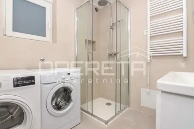 Haus, Maksimir, 3 Wohnungen und Apartment, neu renoviert 2025 - 9