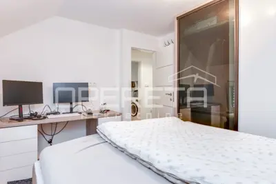 Haus, Maksimir, 3 Wohnungen und Apartment, neu renoviert 2025 - 15