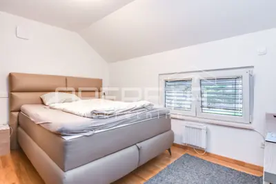 Haus, Maksimir, 3 Wohnungen und Apartment, neu renoviert 2025 - 14