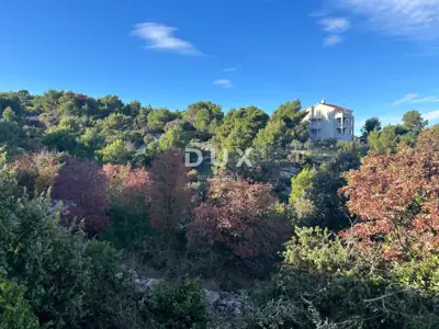 Building land in Ražanj, first row to the sea - 12