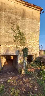 Steinhaus 90 m², Galižana - Baugrundstück - 3