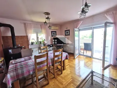 House in Bizek, 1,197 m², orchard and peaceful surroundings - 20