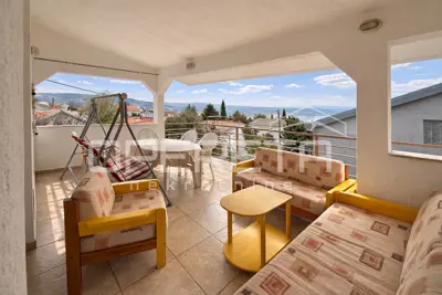 Haus zum Kauf in Jasenice, 144 m² - 2