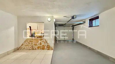 Haus zum Kauf in Jasenice, 144 m² - 8