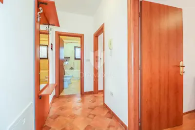 Stan u Rovinju, blizu plaže Cuvi, namješten i mirna lokacija - 11