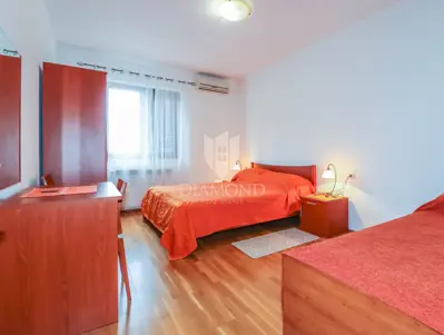 Stan u Rovinju, blizu plaže Cuvi, namješten i mirna lokacija - 8