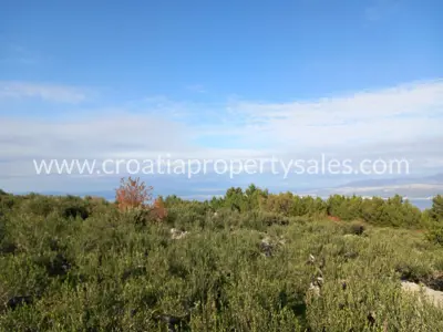 Poljoprivredno zemljište 10.970 m², Otok Brač - pogled na more - 6