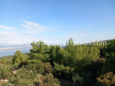 Poljoprivredno zemljište 10.970 m², Otok Brač - pogled na more - 7