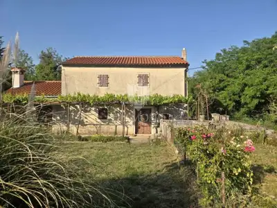 House 80 m², Labin - traditional semi-detached house