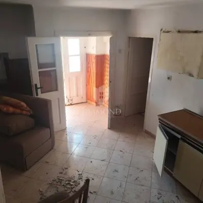 House 80 m², Labin - traditional semi-detached house - 6