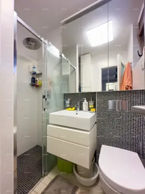 Apartment in Duga Uvala, renovated and furnished with custom-made furniture - 7