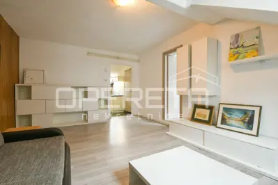 PRODAJA, STAN, ZAGREB, CENTAR, VARŠAVSKA (Cvjetni trg), 2 STANA- JEDAN PORED DRU - 2