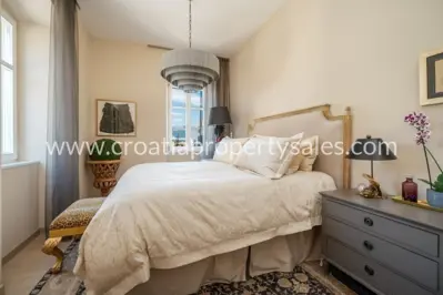Stan 116 m², Split - luksuzna vila i pogled na grad - 9