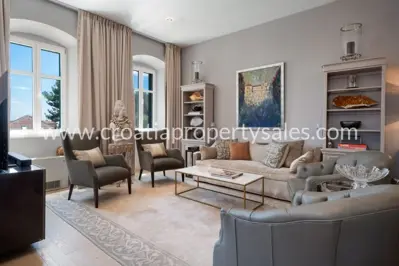 Wohnung 116 m², Split - luxuriöse Villa und Blick auf die Stadt