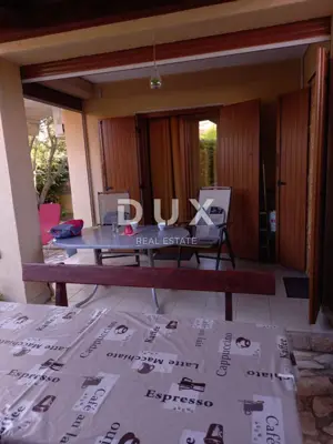 Apartment 45 m², Banjole - quiet location and spacious terrace - 2