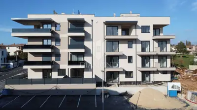 Stan 73 m², Poreč - 2 spavaće sobe i natkrivena terasa - 21