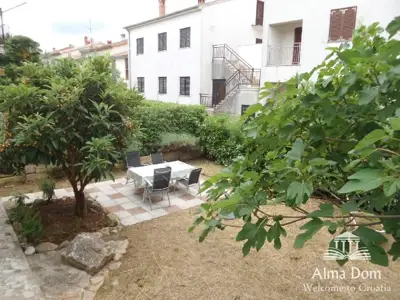 House 600 m², Fažana - 300 m from the sea - 2
